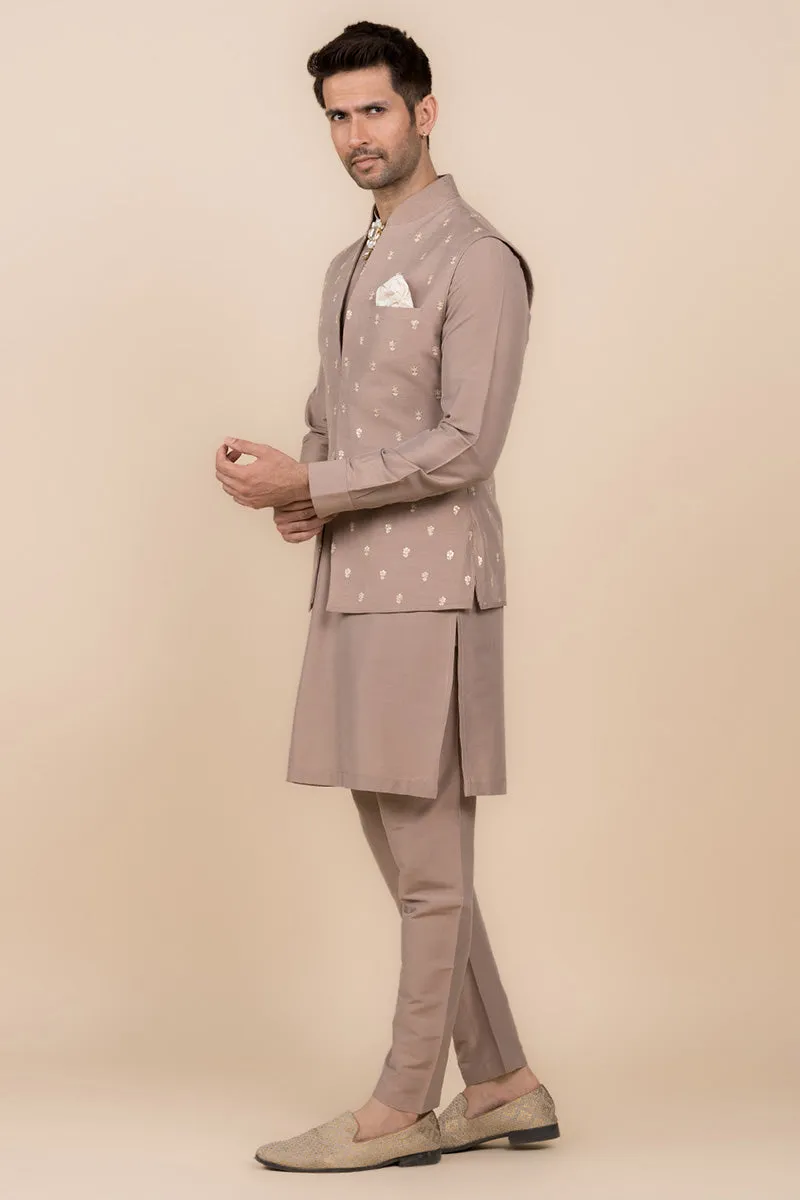 All Over Embroidered Kurta Bundi Set