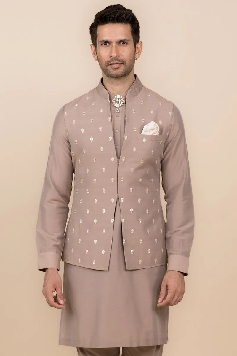 All Over Embroidered Kurta Bundi Set