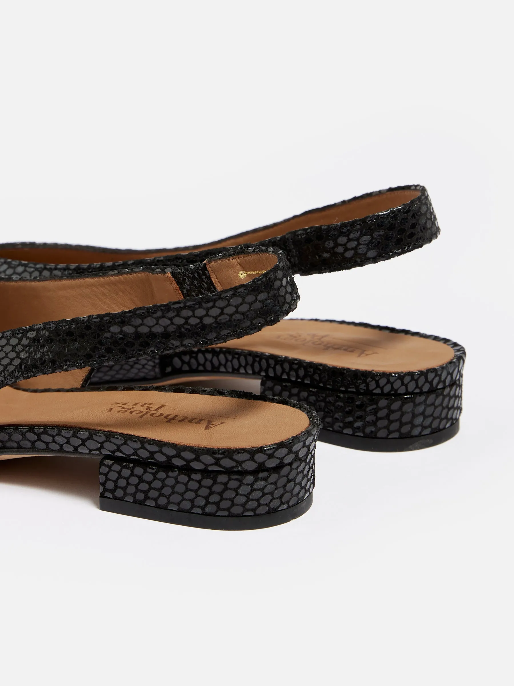 ANTHOLOGY | MAGGIE SANDALS