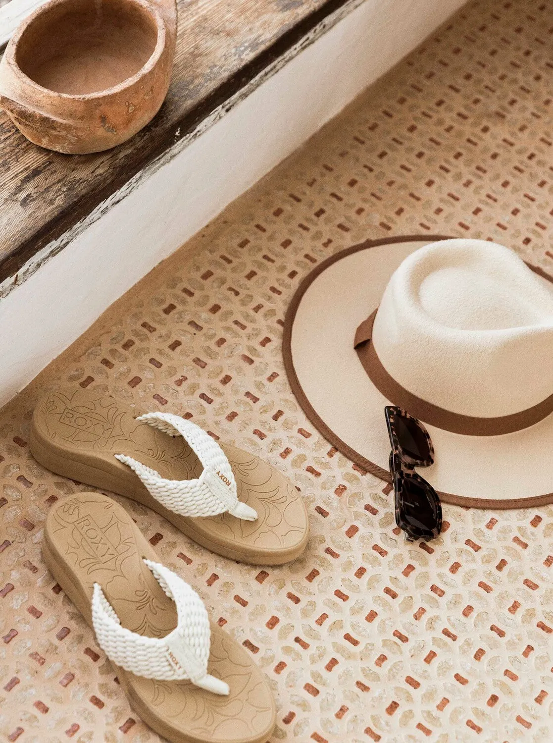 Caillay Water-Friendly Sandals - Cream