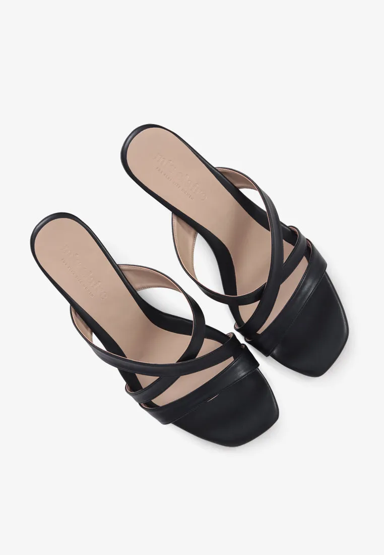 Connor Criss Cross Strappy Sandals - Black