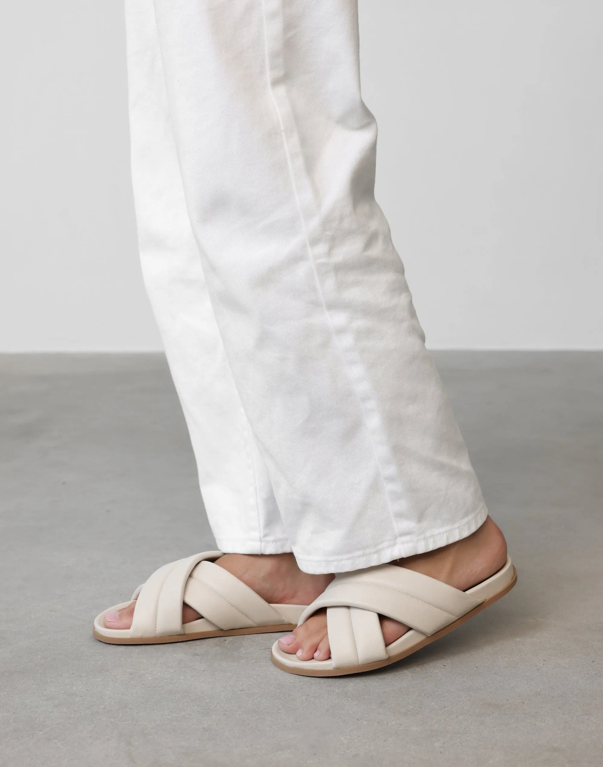 Fenmore Sandals (Bone) - By Billini