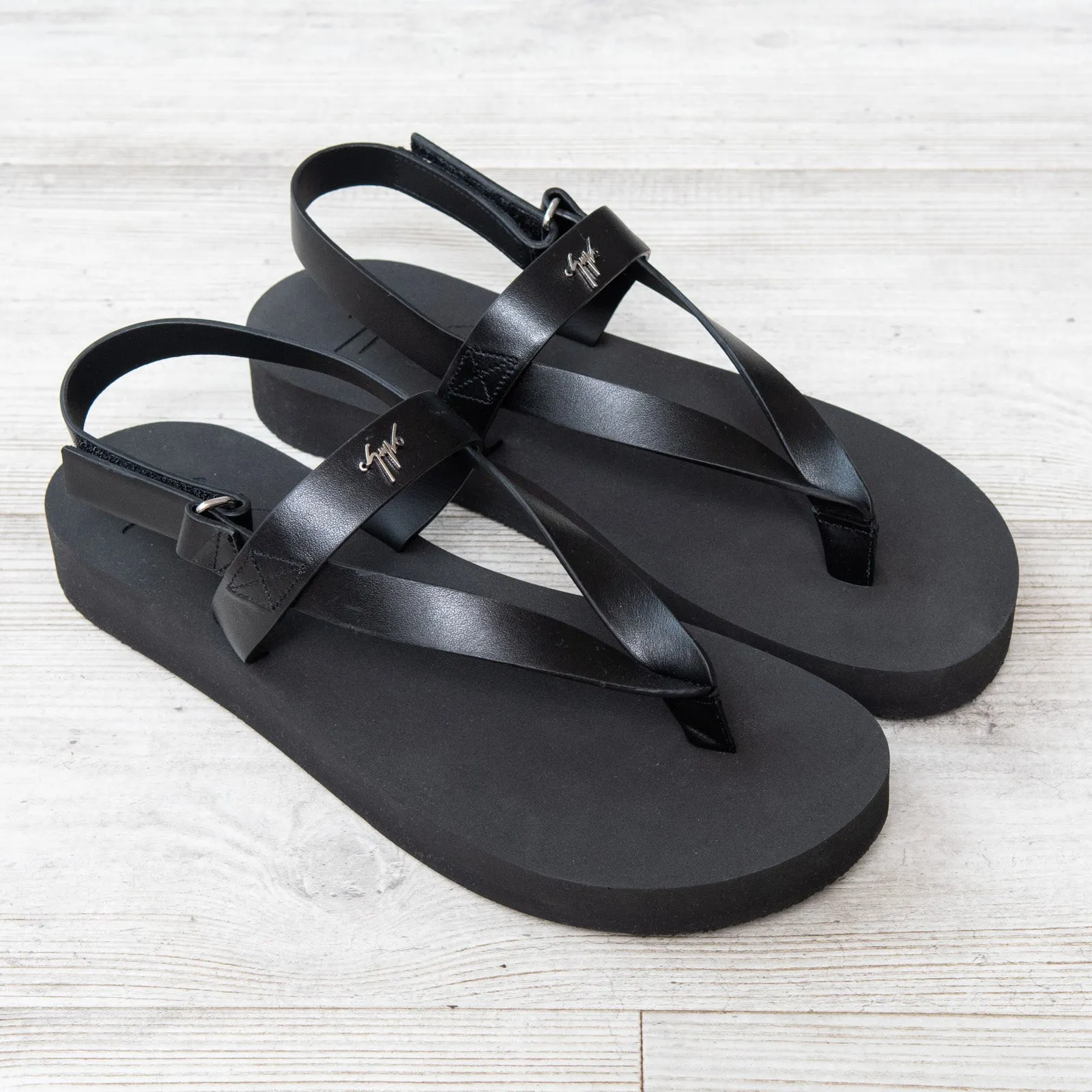 Giuseppe Zanotti Black Leather Thong Sandals