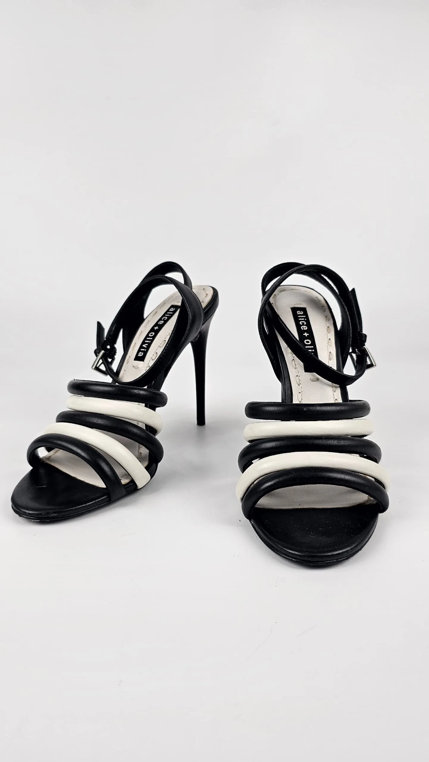 Leather Tahlia Black / White Sandals