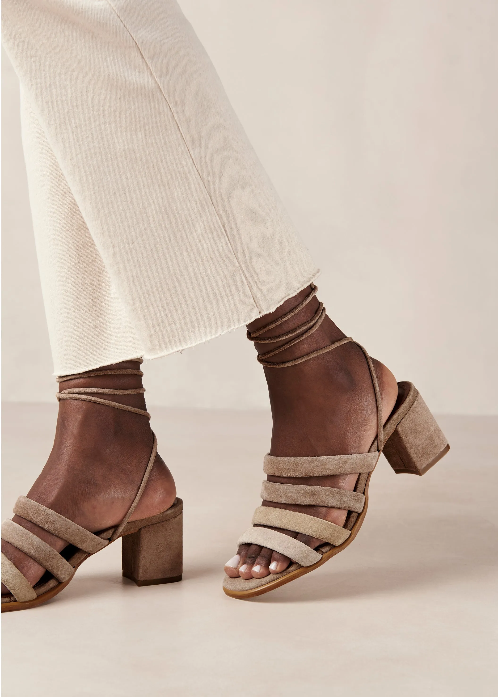 Letizia Shades Of Beige Leather Sandals