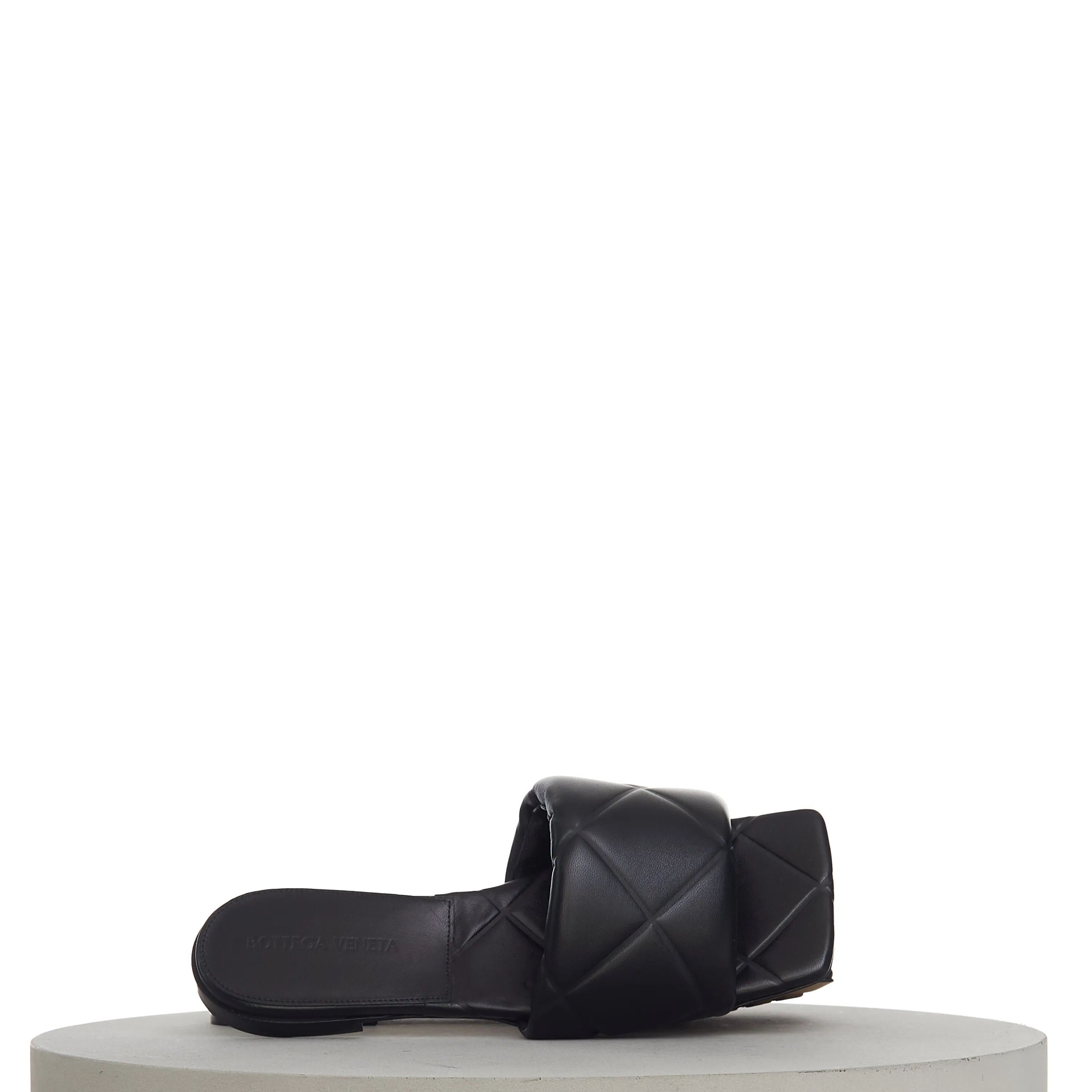 Lido Slide Sandals In Black Quilted Leather