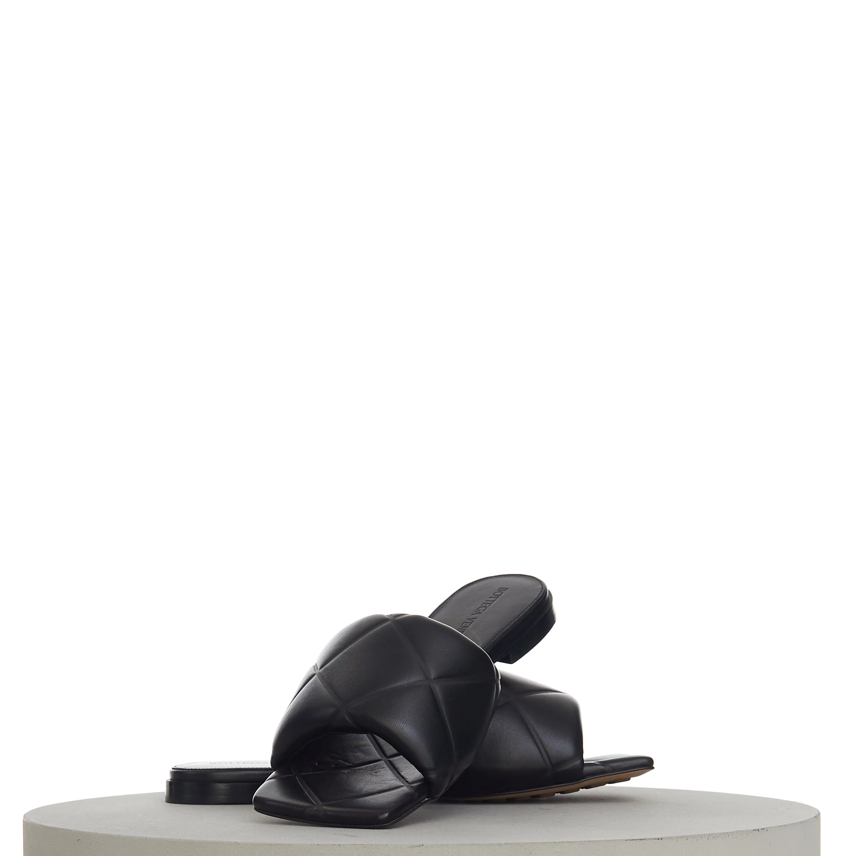 Lido Slide Sandals In Black Quilted Leather