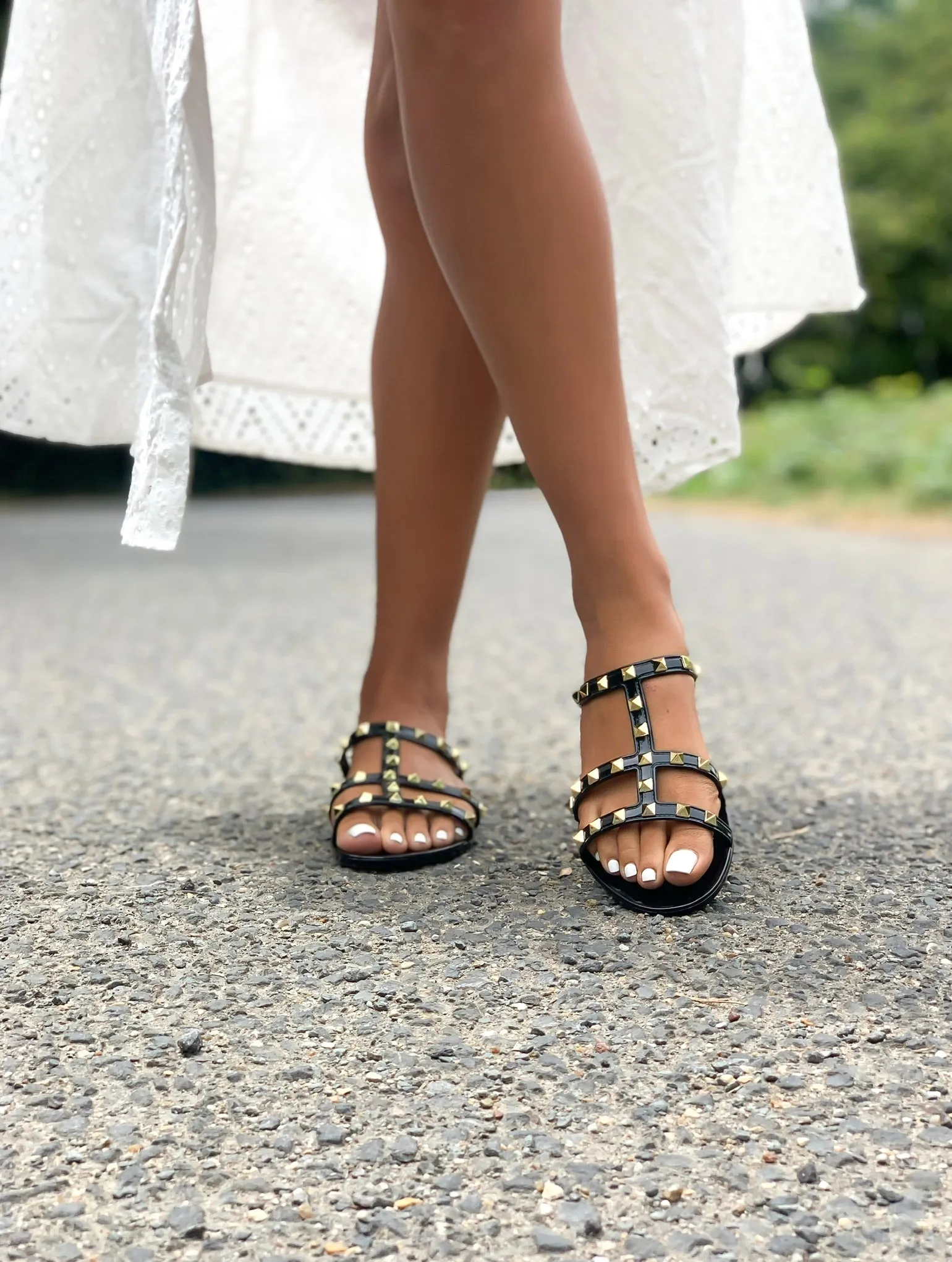 Milan Gold Studded Jelly Sandals / Black