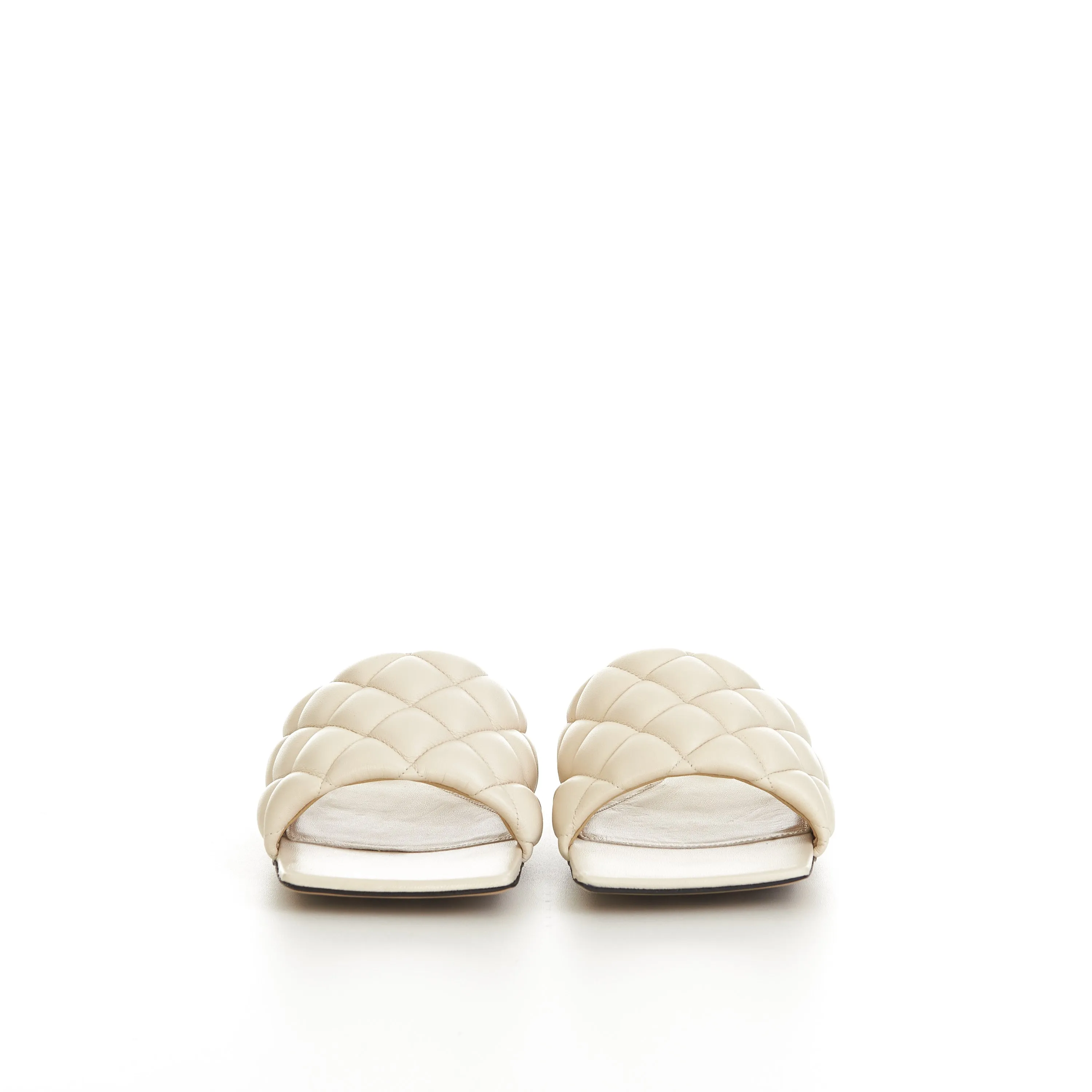 Quilted Padded Flat Sandals In White Leather