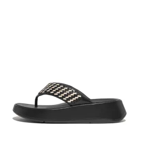 รองเท้าแตะแบบหูหนีบ ผู้หญิง รุ่น F-MODE TWO-TONE WOVEN-LEATHER FLATFORM TOE-POST SANDALS